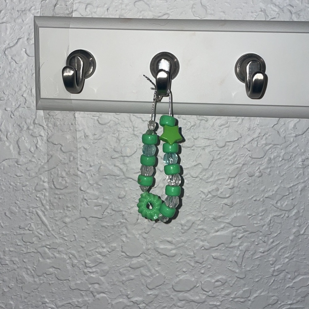 Green Bundle - Picture 2 of 3